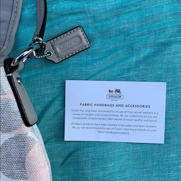 Coach Bag - Picture 4 of 11